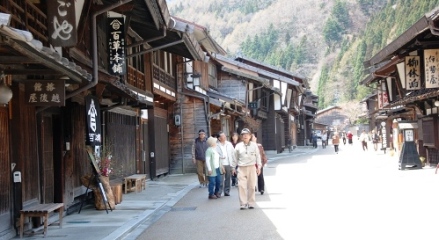 �ޗǈ�̏h���U��